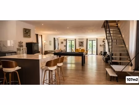 maison à vendre 5 pièces salon de provence (13)209m² avec extérieurs et garage