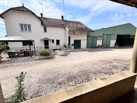 maison a vendre - secteur pierre de bresse (71) - 150m²