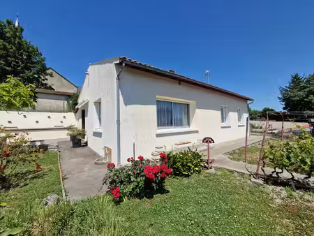maison à vendre 4 pièces tonnay boutonne (17)- plain-pied- jardin- garage