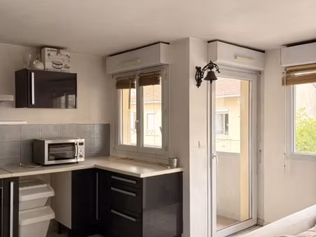 t3 lyon 7avec balcon