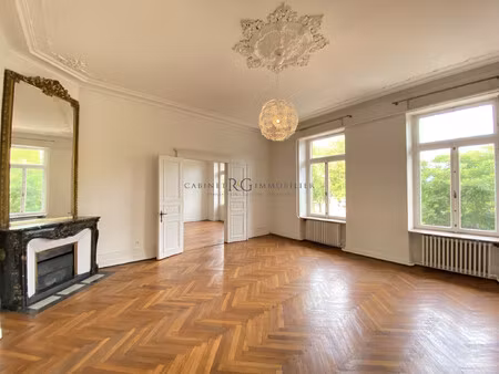 metz - place de la république - appartement bourgeois de 257 m?