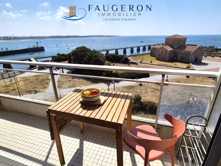 la chaume - rare studio 25 m2 - vue exceptionnelle + cave