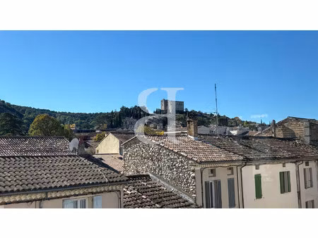 appartement avec une magnifique vue sur la cité médiéval et s