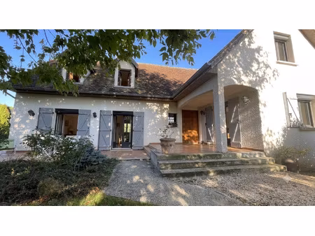 maison cossue 10 pieces principales