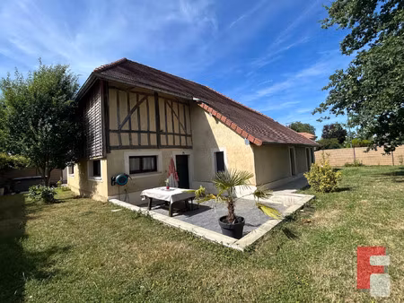 à courteranges belle maison de plain-pied de 170 m2 sur 73