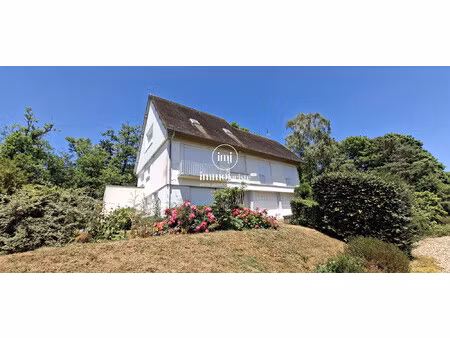 maison des années 1950 sur 1ha01a69ca de terrain
