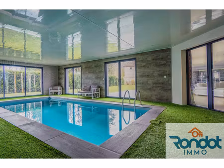 maison 10 pièces / 6 chambres / 380 m2 / 2045 m2 terrain + p