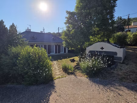 rare villa de plain pied secteur mairie-écoles