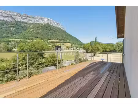 villa aux beaux volumes