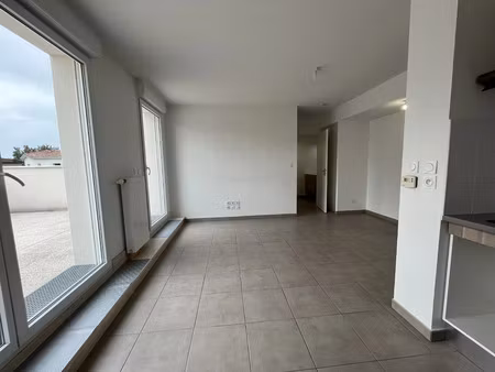 location appartement 2 pièces 42 m² à balma (31130)