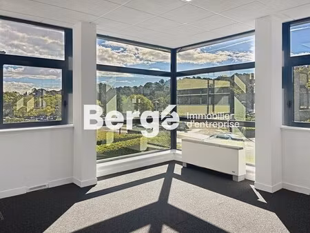 location bureaux 288 m² à 362 m²