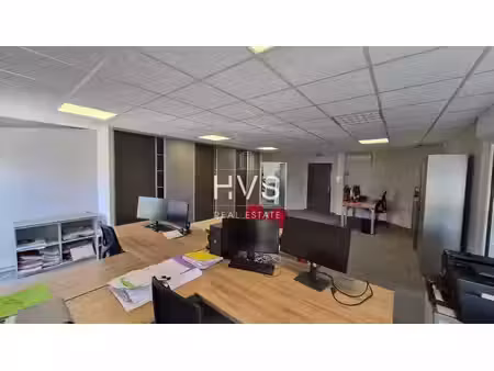 location bureaux 164m²