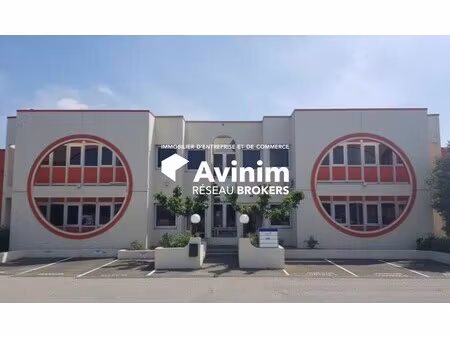 location entrepôt vitrolles 13127 817m²