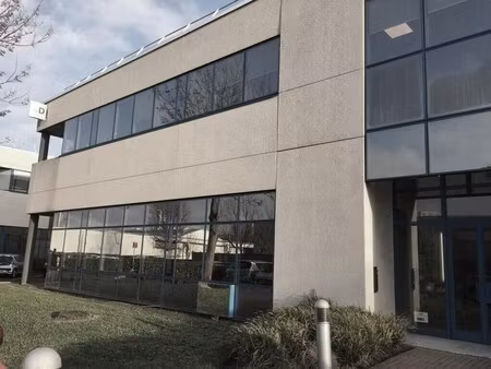 location local d’activités gennevilliers 92230 1395m²