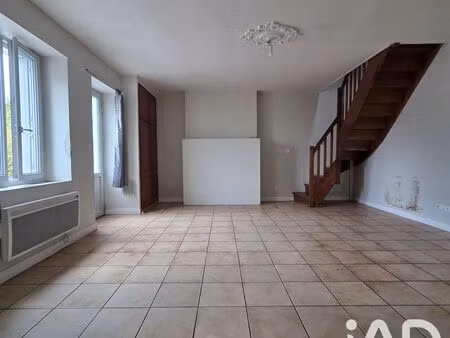 maison de ville à cléré-les-pins (37340)
