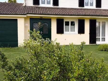 maison de 138 m² à le mesnil-saint-denis