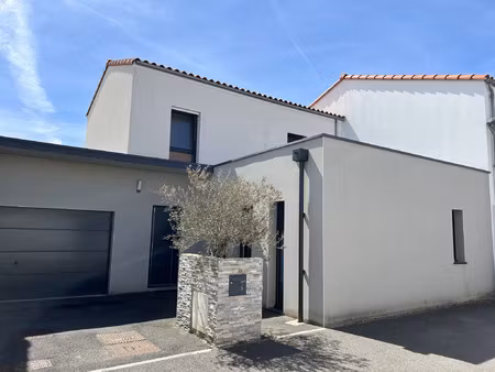vente maison 3 pièces 118 m² les sables-d’olonne (85100)