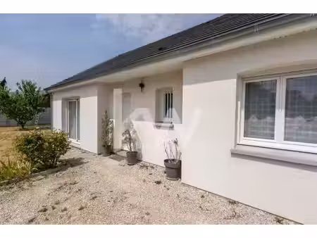 a vendre maison de plain pied 5 pieces a loury avec jardin