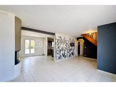 maison de 143 m² à veigne