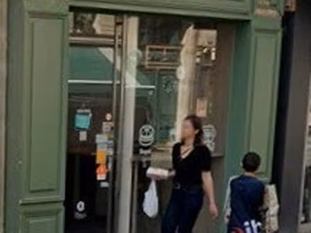 location commerce paris 75008 39m²
