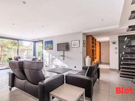 vente maison à nantes rond-point de rennes (44000) : à vendre / 103m² nantes rond-point de