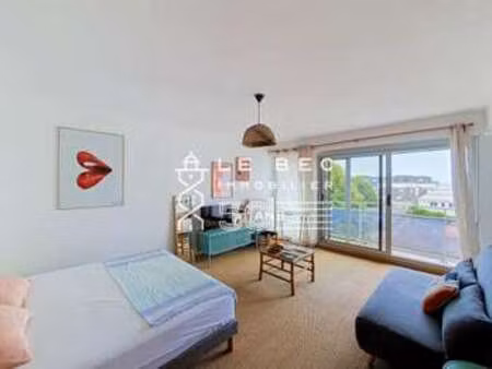 vente appartement t1 bord de mer à larmor-plage (56260) : à vendre t1 bord de mer / 31m² l