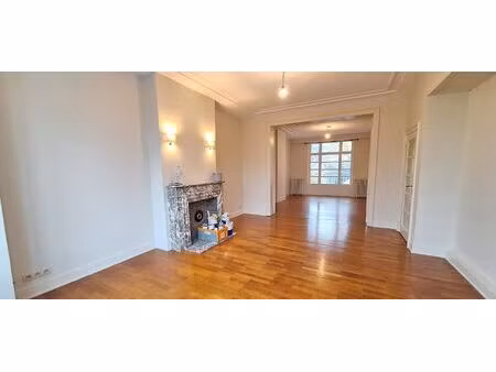appartement à louer à rue pere eudore devroye 96 woluwe-saint-pierre (vbe48036)