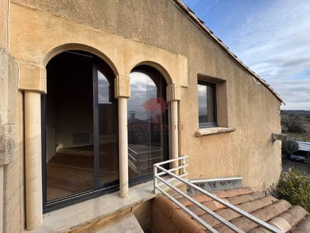 a louer - montpeyroux (34) - appartement 4 pièces et terrass