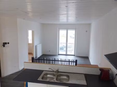 location maison vide - 4 pièces  67 39 m² - laussonne