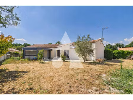 maison nesmy plain pied
