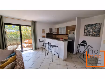 maison 3 faces de 85 m2 avec garage et jardin