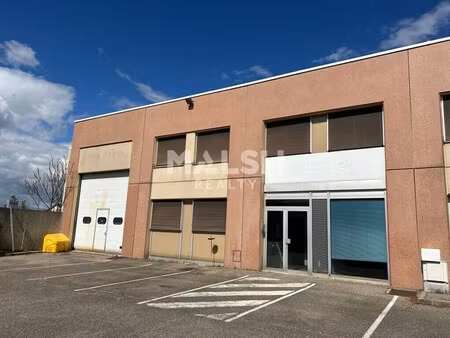 location local d’activités chassieu 69680 333m²