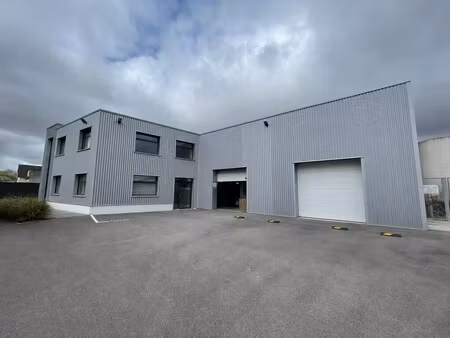 location local d’activités cormontreuil 51350 670m²
