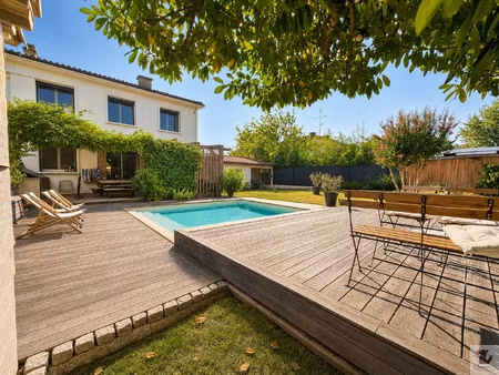 maison renovee 110 m2  piscine  double garage à bergerac