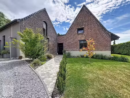 propriété caëstre - 5 chambres - 215m²
