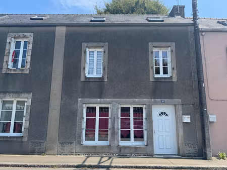 a vendre maison de ville landivisiau 4 pièces 72m²