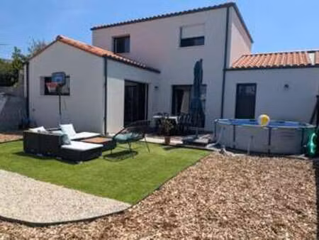 vente maison aux sables-d'olonne (85100) : à vendre / 124m² les sables-d'olonne