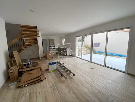 location maison 5 pièces 107 m² à saint-julien-de-concelles (44450)
