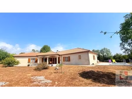 villa contemporaine à gramat
