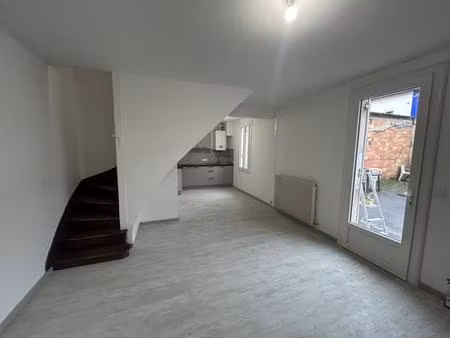 dax - maison mitoyenne en duplex 57.70m²
