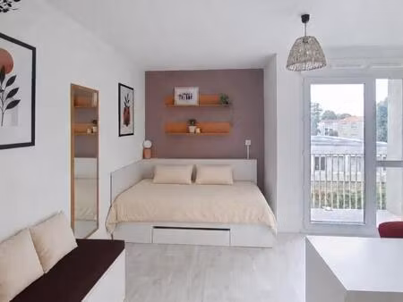 studio meublé - stüdyz rochefort