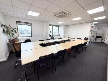 location bureaux 95 m²