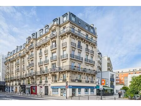 location commerce paris 75012 79m²