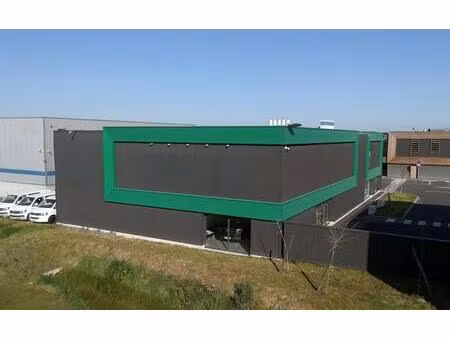 vente local d’activités les sorinieres 44840 810m²