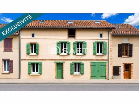 maison familiale 225m² avec terrasse.