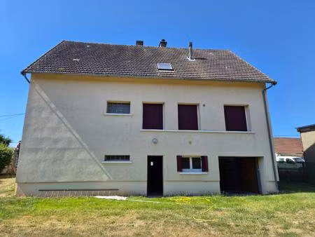 grande maison à louer t4 avec garage et terrain