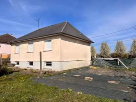 vente maison à larchamp (53220) : à vendre / 75m² larchamp