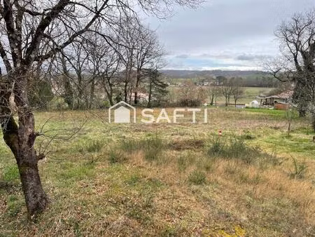 beau terrain plat à bâtir