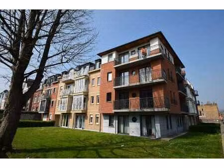 bel appartement 2 chambres à louer dans le centre d'andenne