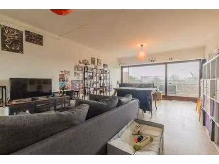 appartement confortable et lumineux avec 2 slk à strombeek-b